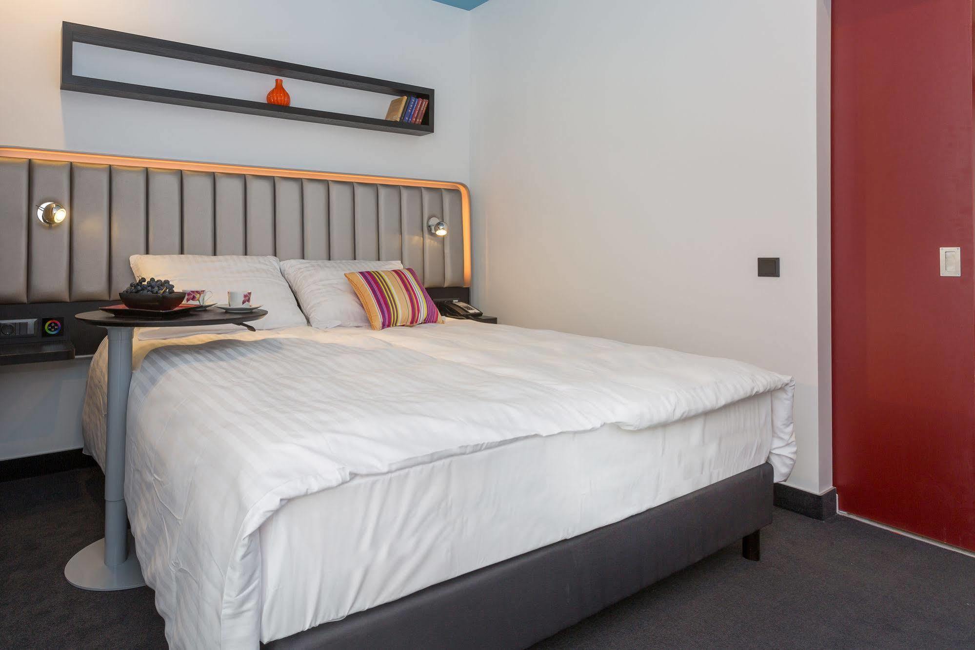 Park Inn by Radisson Residence Riga Barona Bagian luar foto